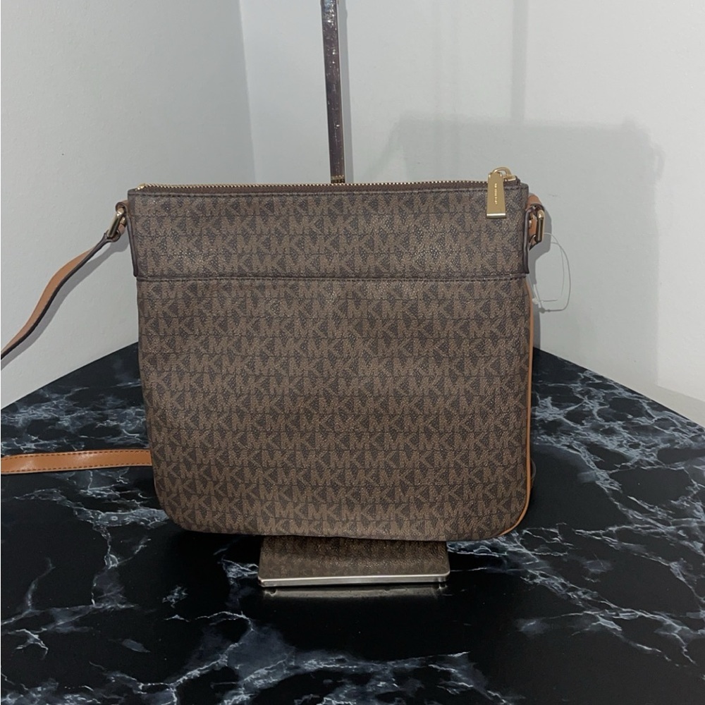MICHAEL KORS Women’s Handbag Crossbody Logo Bag Brown Acorn AUTHENTIC - Picture 11 of 15